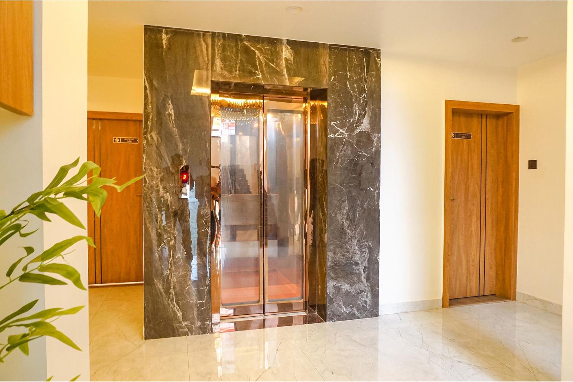Fabhotel Prime Shourya Residency - Nr Maharshi Karve Museum Poona Buitenkant foto
